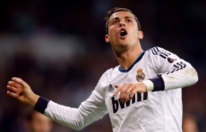 Cristiano-Ronaldo-real-madrid-transferts-psg-salaire-contrat