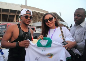 ayew1