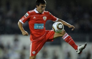 Benfica's Argentinian forward Nicolas Ga