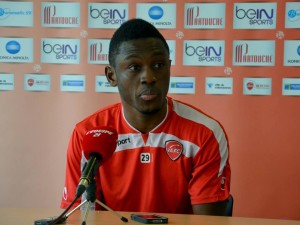 Majeed-Waris-gets-Valenciennes-manager-Jacobs-praises