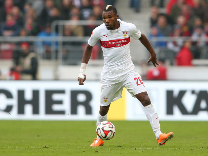 of Stuttgart battles for the ball with of Frankfurt during the Bundesliga match between VfB Stuttgart and Eintracht Frankfurt at Mercedes-Benz Arena on March 21, 2015 in Stuttgart, Germany.