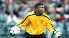 Peter Rufai dans le coma