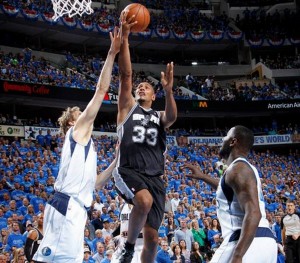 boris diaw_mavericks-spurs