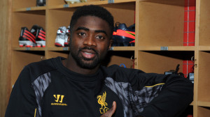 Liverpool unveil new signings Kolo Toure and Simon Mignolet - video