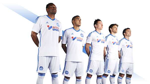 Ligue 1: Découvrez les maillots 2014-2015 de l'Olympique ...