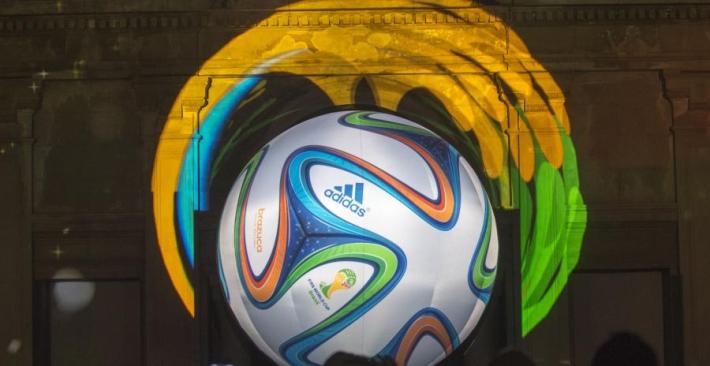 brazuca-presentation-ballon-mondial-2014