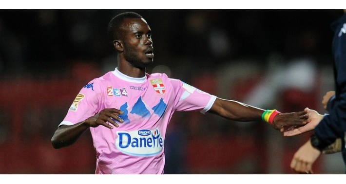 FOOTBALL : Guingamp vs Evian TG - Coupe de la Ligue - 30/10/2013