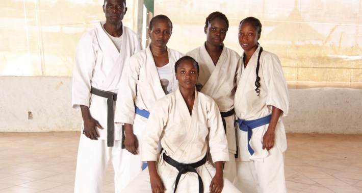 équipe dames de karaté (Copier)