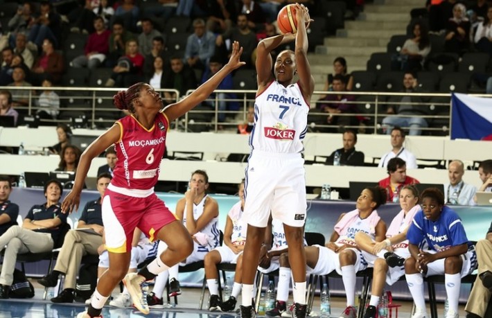 sandrine gruda_france vs mozambique
