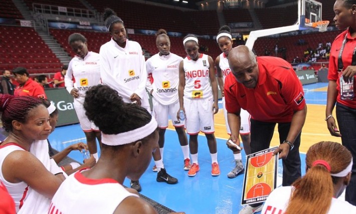 anibal moreira_coach angola
