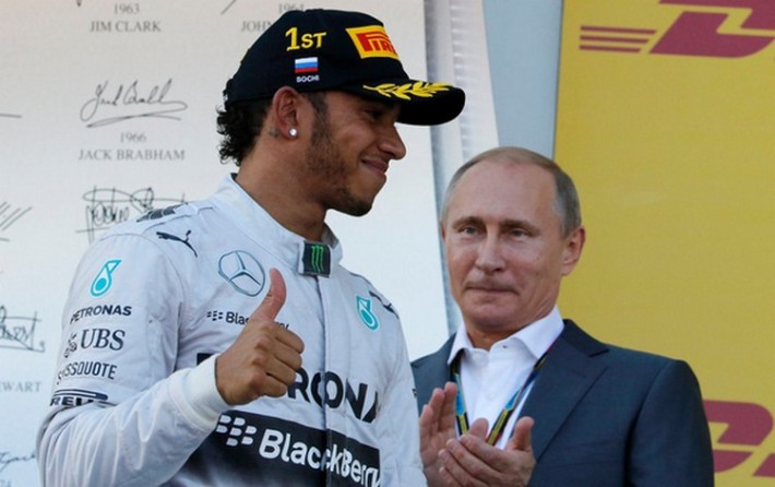 lewis hamilton felicite par vladimir poutine aprs sa victoir au 1er gp de russie