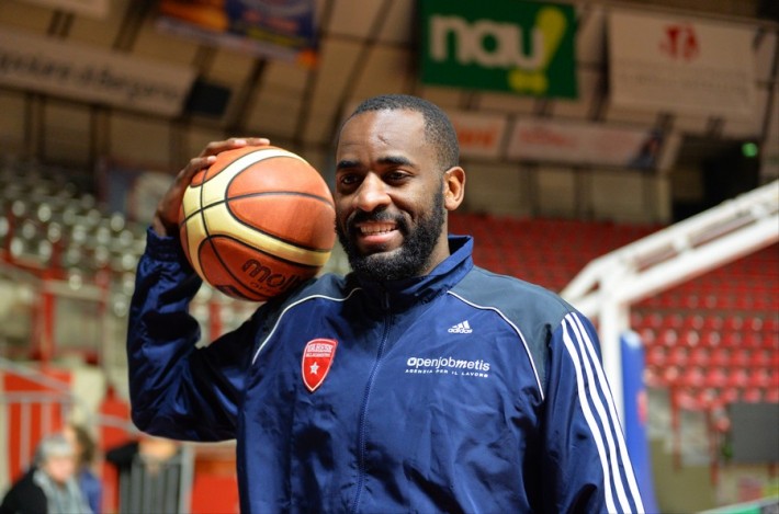 VARESE CHRISTIAN EYENGA NUOVO GIOCATORE OPENJOBMETIS VARESE