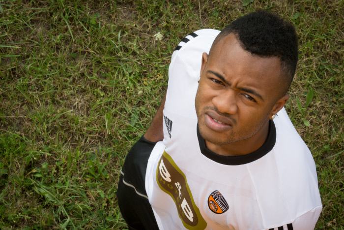 Signature de Jordan Ayew (OM) au FC Lorient