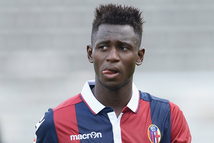 BOLOGNA, ITALY - SEPTEMBER 27: Amadou Diawara # 21 of Bologna FC looks dejected at the end of the Serie A match between Bologna FC and Udinese Calcio at Stadio Renato Dall'Ara on September 27, 2015 in Bologna, Italy. (Photo by Mario Carlini / Iguana Press/Getty Images)