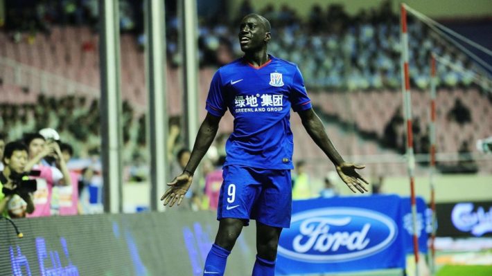 July 15, 2015 - Shanghai, People s Republic of China - Shanghai Shenhua forward DEMBA BA celebrating a score during the match against Beijing Guoan at Shanghai Stadium in Shanghai. Soccer 2015 - China Super League - Shanghai Shenhua Defeats Beijing Guoan 3 - 1 PUBLICATIONxINxGERxSUIxAUTxONLY - ZUMAm119
July 15 2015 Shanghai Celebrities s Republic of China Shanghai Shenhua Forward Demba Ba celebrating A Score during The Match Against Beijing GuoAn AT Shanghai Stage in Shanghai Soccer 2015 China Super League Shanghai Shenhua Defeats Beijing GuoAn 3 1 PUBLICATIONxINxGERxSUIxAUTxONLY ZUMAm119