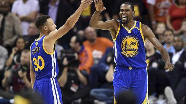nba-douche-froide-pour-cleveland-encore-battu-par-golden-state