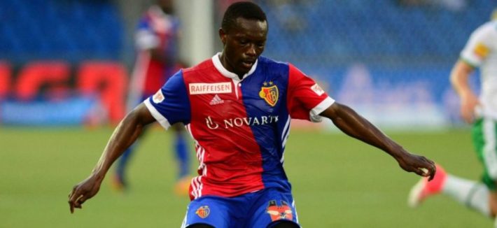504media365-sport-newse6193c2297830b1ebe55d2a8ea46f7d4l1-saint-etienne-adama-traore-fc-bale-cible-5068450_traore-2-1024x425_ext