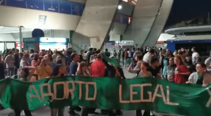 [Coupe du monde] Argentine - Ecosse : Des supportrices refoulées du stade parce qu'elles portaient du vert