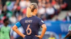 Amandine Henry (avant France/Brésil) : « Dès qu'on met le maillot bleu, on joue avec notre coeur »