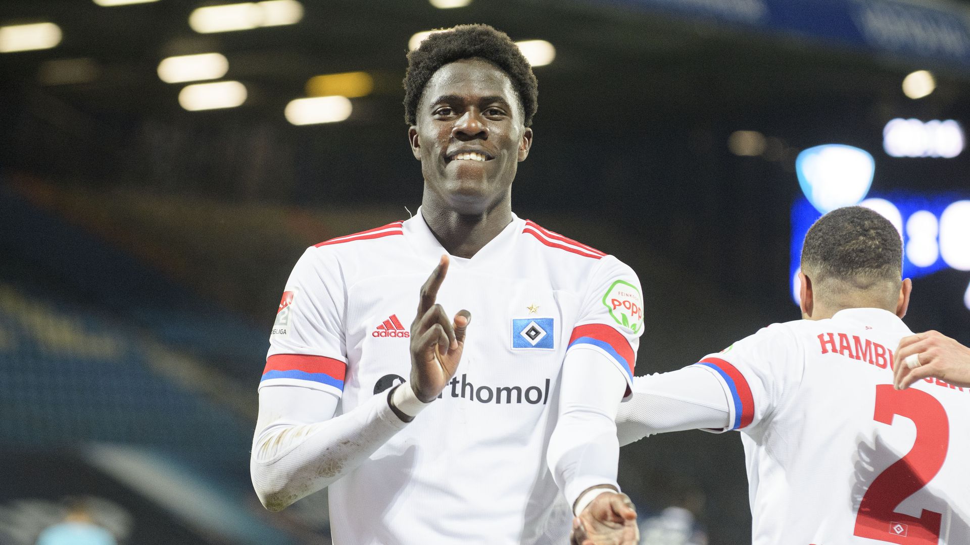 Амаду онана. Amadou Onana. Amadou Zeund Georges Mvom Onana. Амаду Абдраман. Amadou Cheiffou.
