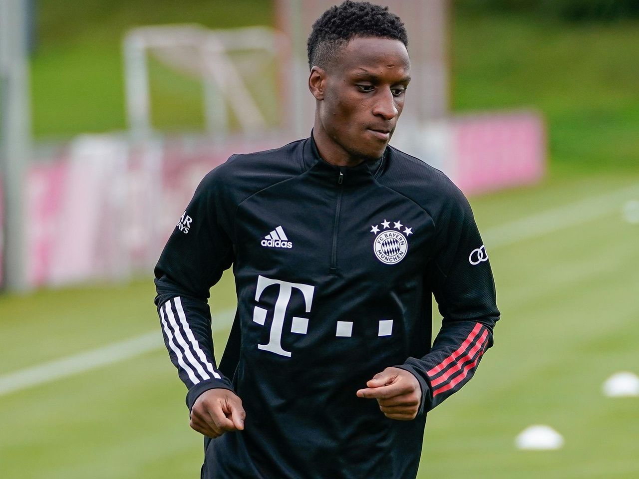 Bayern Munich Bouna Sarr de retour à l’entraînement (vidéo) Africa
