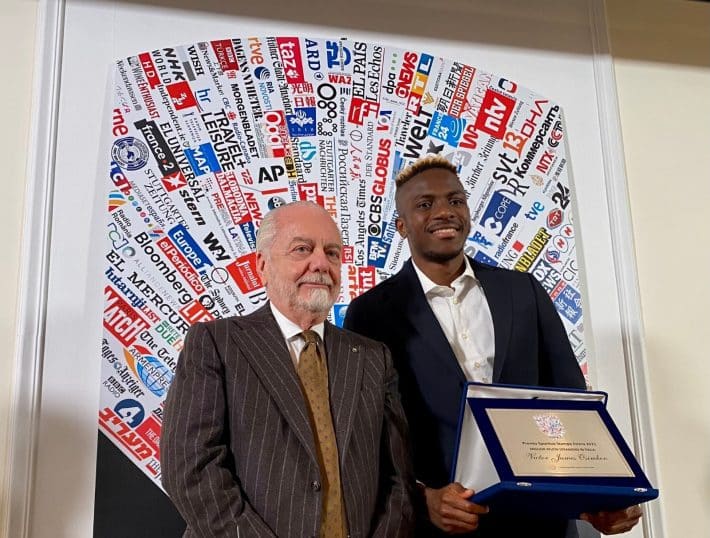 Osimhen vince il premio Miglior Atleta Straniero in Italia