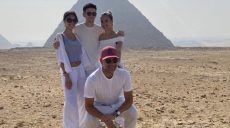 L'entraîneur de Man City Pep Guardiola visite les pyramides en Egypte pour ses vacances