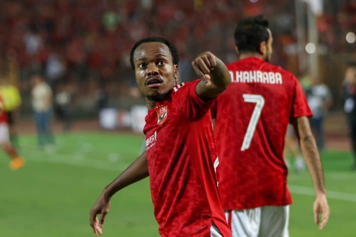 Al-Shabab pense à Percy Tau