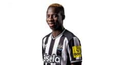 Yankuba Minteh rejoint Newcastle United et prêté au Feyenoord