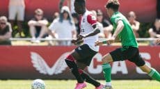 Yankuba Minteh : Newcastle veut écourter le prêt du Gambien au Feyenoord