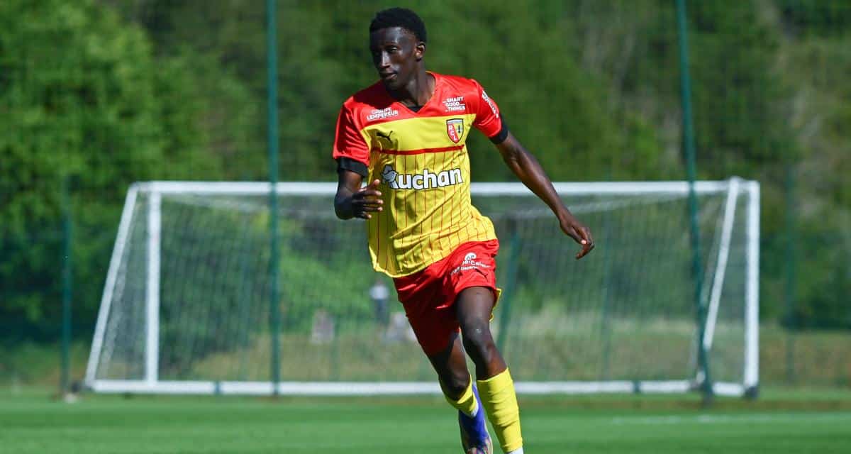 RC Lens Le défenseur Yacouba Barry file en Ligue 2 Africa Top Sports