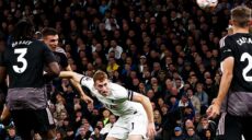 Calvin Bassey : deux erreurs fatales contre Tottenham (Vidéo)