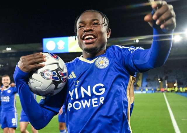 Abdul Fatawu Issahaku aprecia sua estreia na Premier League
#ÚltimasNotícias #Suiça Abdul Fatawu Issahaku aprecia sua estreia na Premier League
#ÚltimasNotícias #Suiça