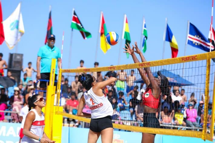 duel entre Maroc et Mozambique lors de la coupe continentale de beach-volley