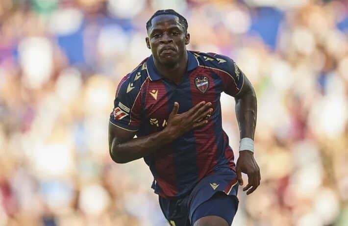 Levante : Le Real Madrid intensifie les démarches pour Karl Etta Eyong